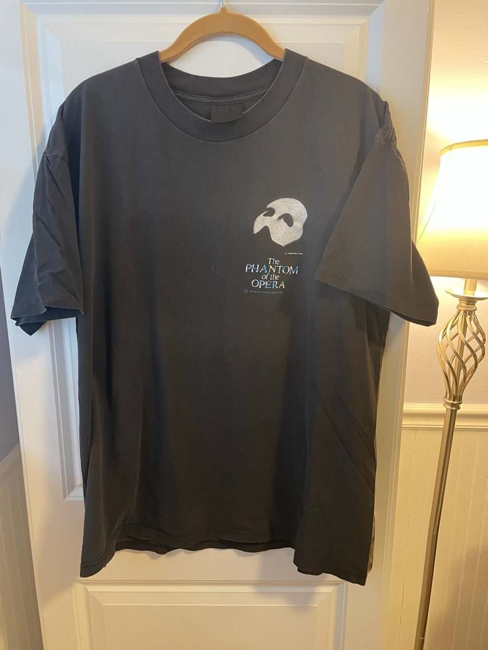 Vintage The Phantom of the Opera 1986 Mask Logo T-Shirt Faded Black Size XL